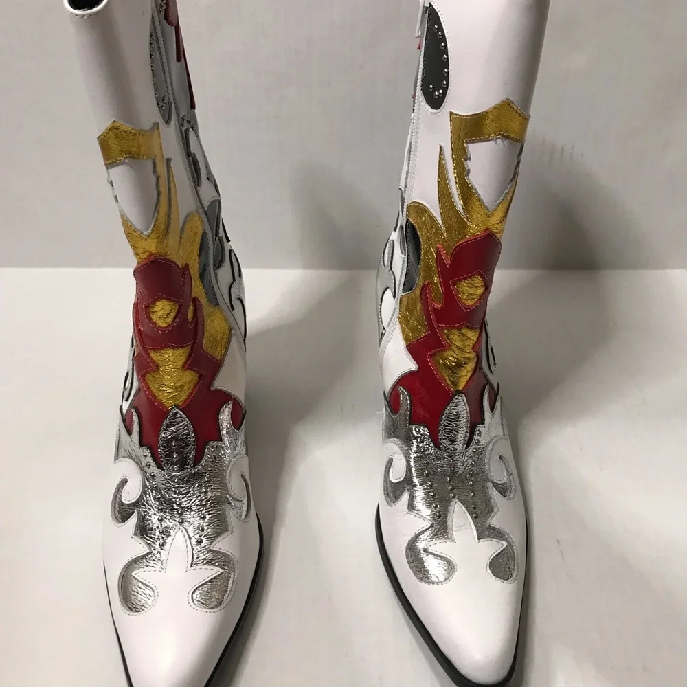 Jeffrey Campbell - Picture 3 of 4